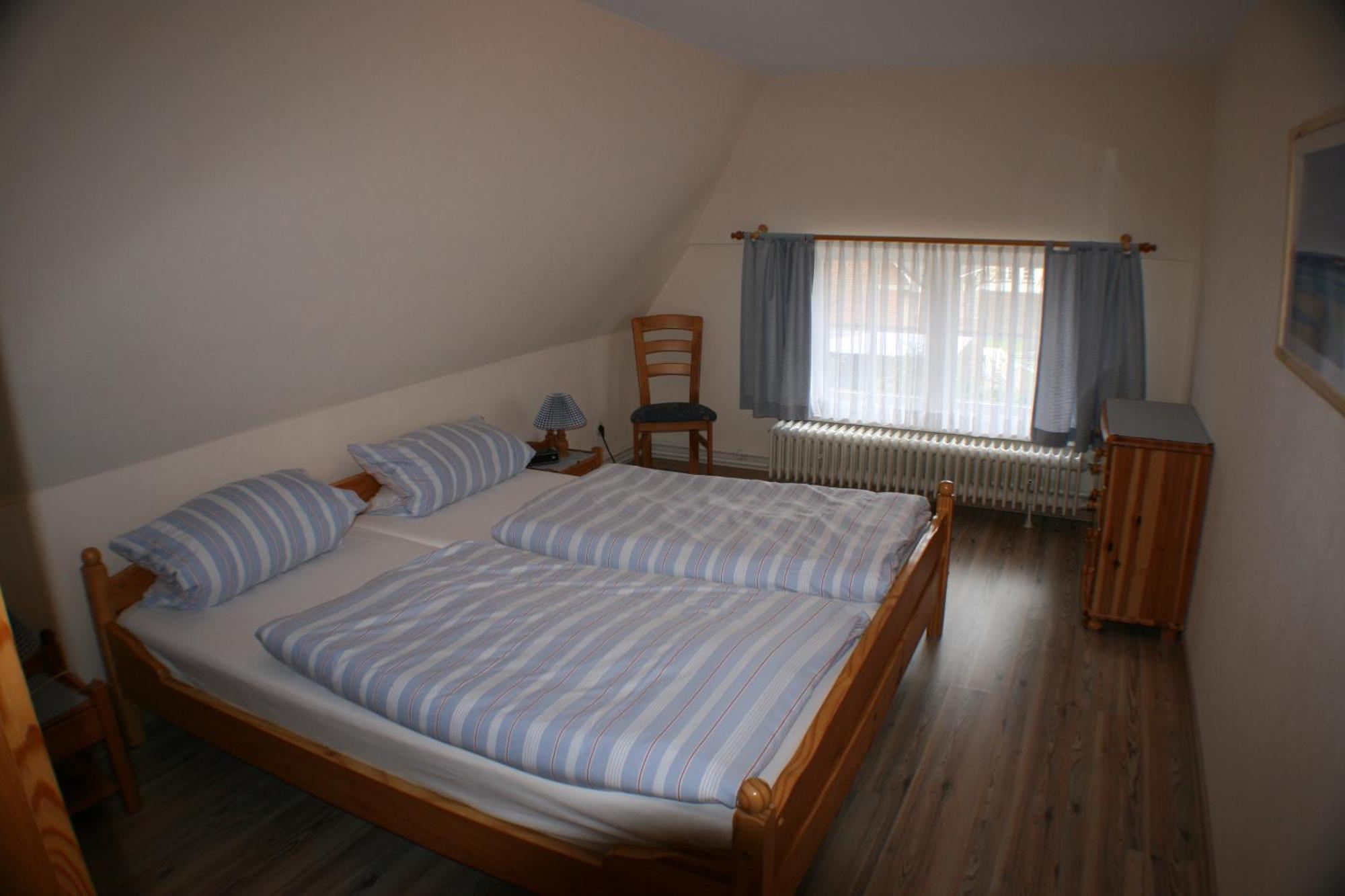 Ferienwohnungen Im Hotel Garni Zur Post Utersum Quarto foto